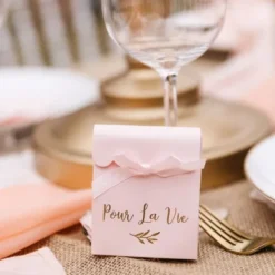 Badaboum 10 Boites Drag Es Mariage Mots D'Amour 7 X 8.5 Cm