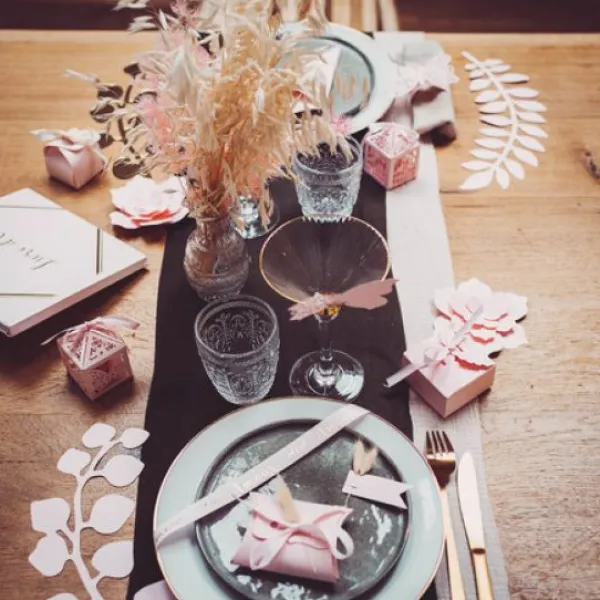 Badaboum 20 Contenants Dragees Cage A Papillon Rose