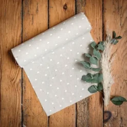 Badaboum Chemin De Table En Lin Avec Coeurs Blanc