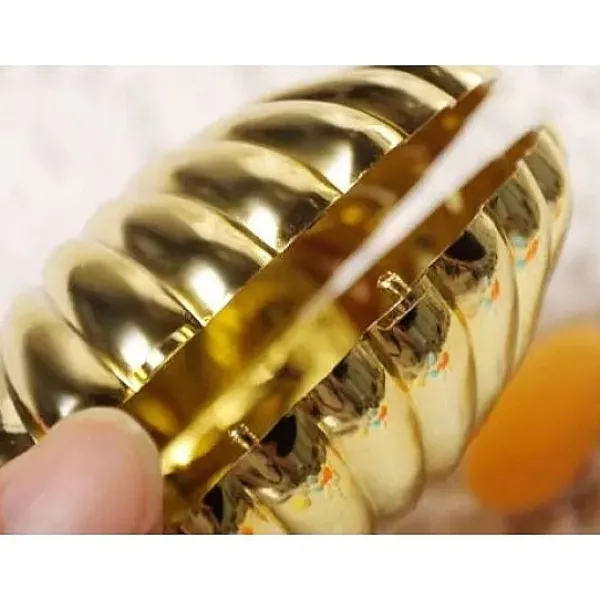 Badaboum Contenant Dragees Pas Cher Coquillage Or Outlet