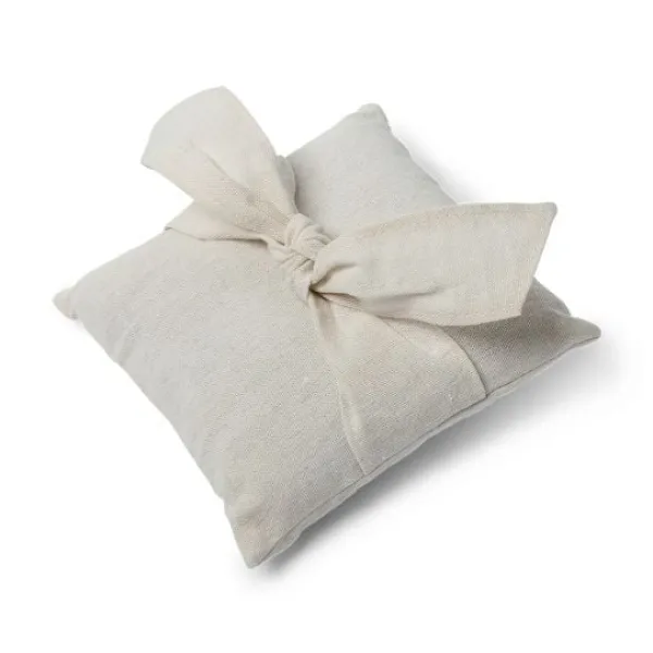 Badaboum Coussin Porte Alliance En Lin Avec Noeud
