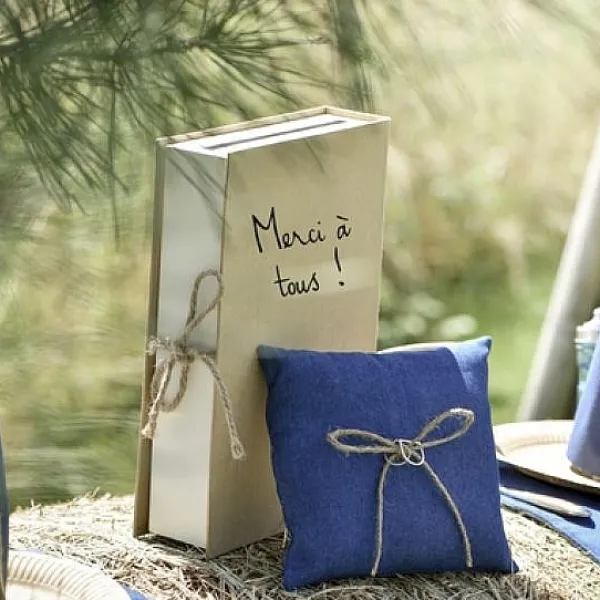 Badaboum Coussin Porte Alliance Jean Bleu Marine Hot