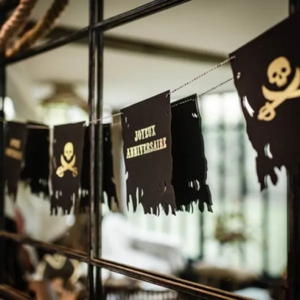 Discount Guirlande Joyeux Anniversaire Pirate Theme Joyeux Anniversaire