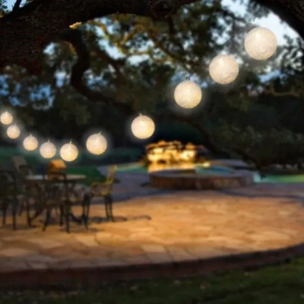 Badaboum Guirlande Lumineuse A Pile Boule En Rotin Blanc 10 Led Best