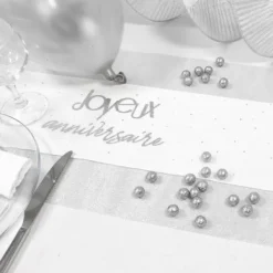 Discount Sur Chemin De Table Joyeux Anniversaire Argent Theme Joyeux Anniversaire
